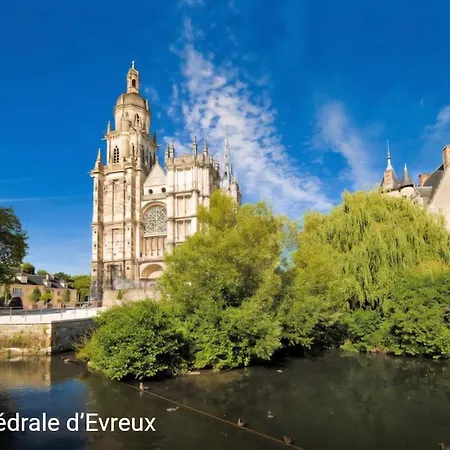 Salle De Jeux Centre Vachement Normand Apartment Évreux